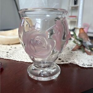 Elegant Glass Vase with Pink Rose Design